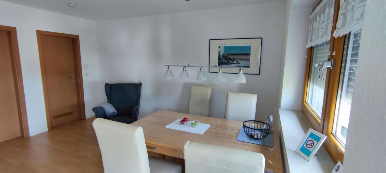 Moderne Ferienwohnung Lindlar, Dorf- Und Waldnah, Gratis W-Lan, Nr Exteriér fotografie