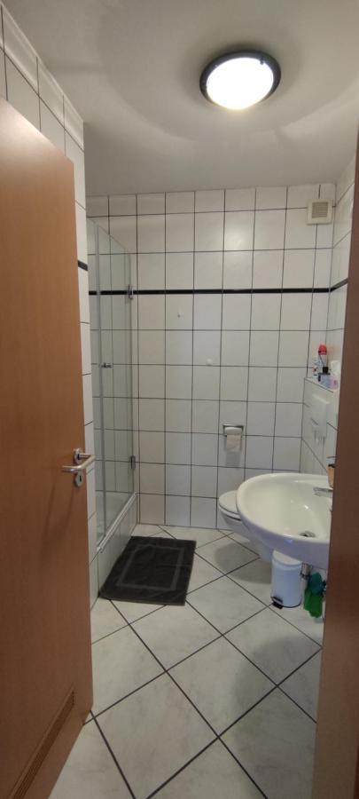 Moderne Ferienwohnung Lindlar, Dorf- Und Waldnah, Gratis W-Lan, Nr Exteriér fotografie